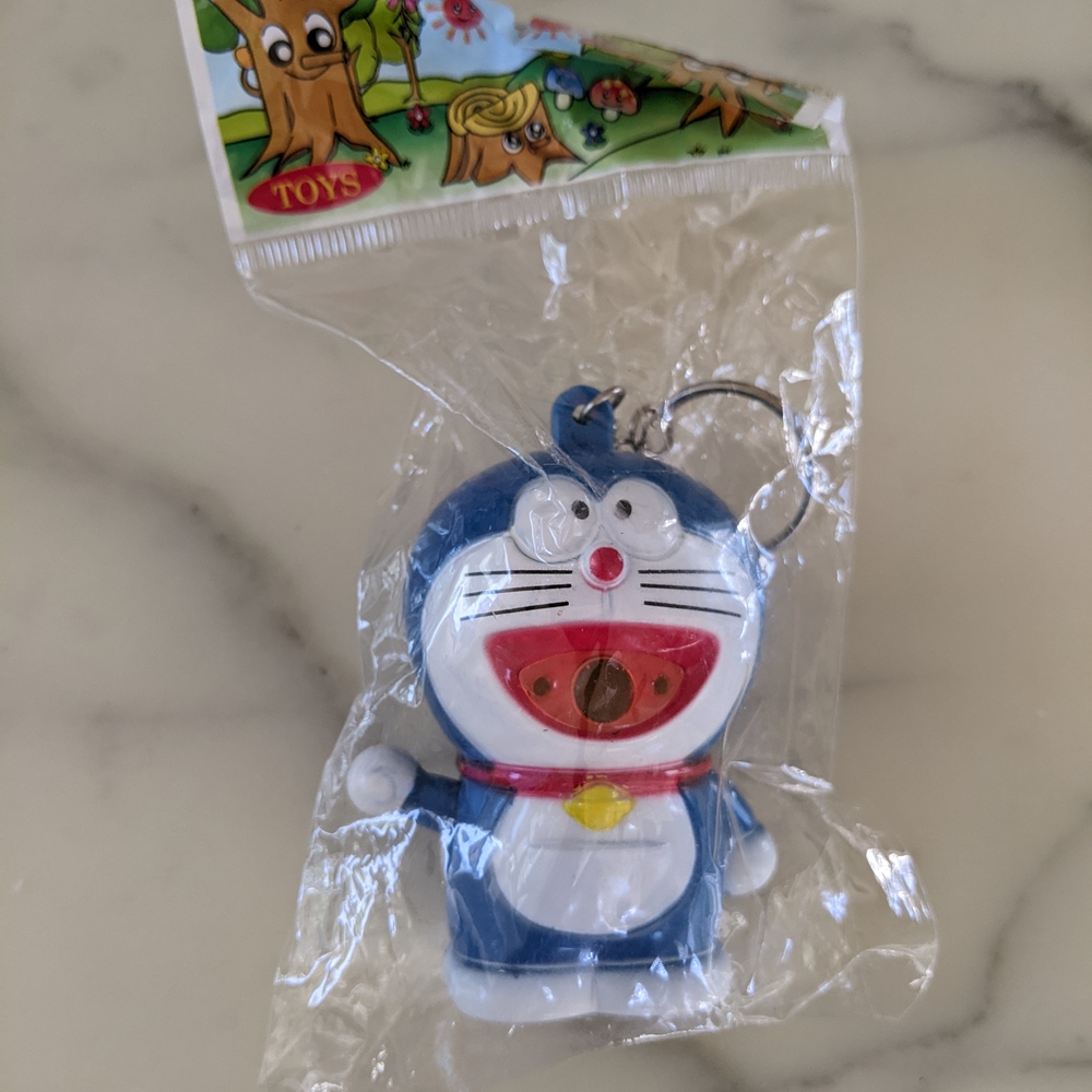 RARE FIND! NEW Collectible Doraemon Toy Camera Key Chain.